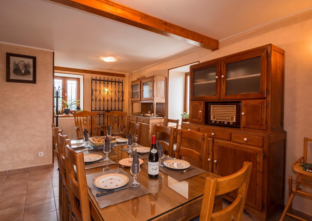 Bed and Breakfast Le Carnival Laval  Екстер'єр фото
